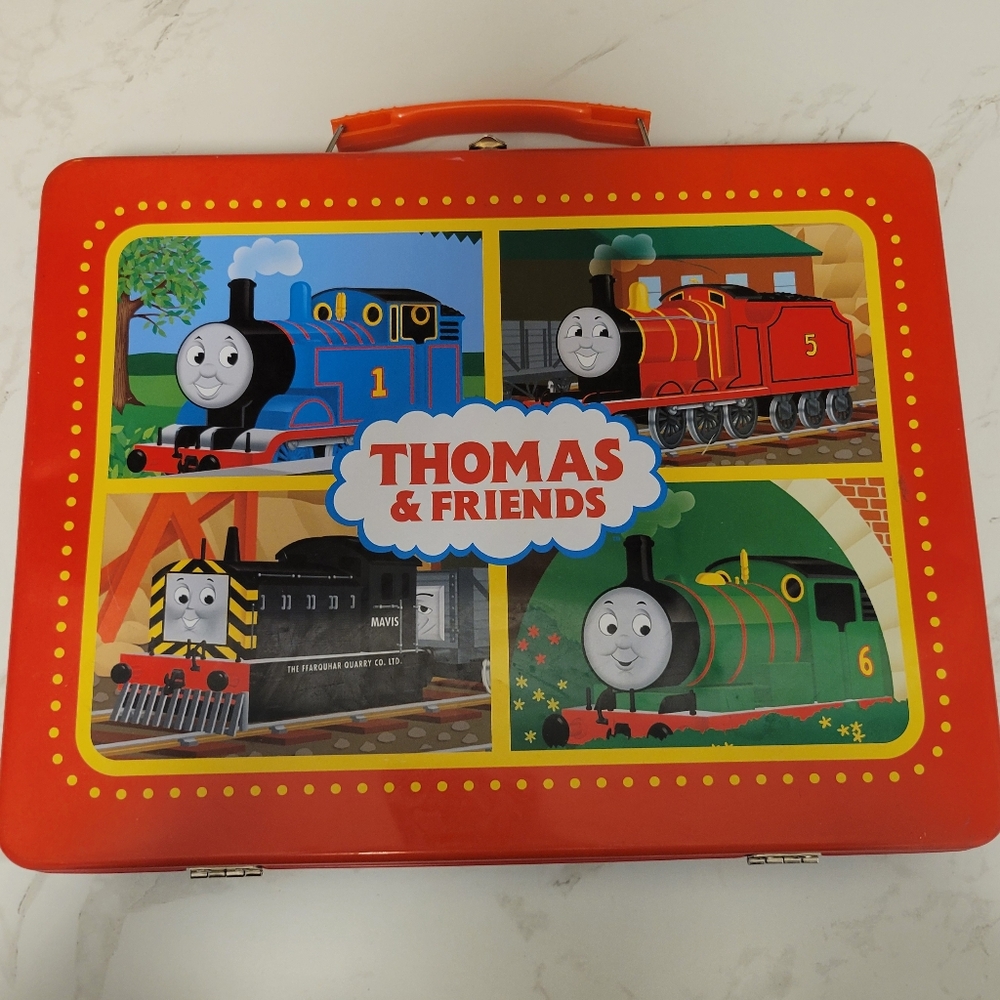 Vintage Thomas the Tank Engine metal carrying case Used
